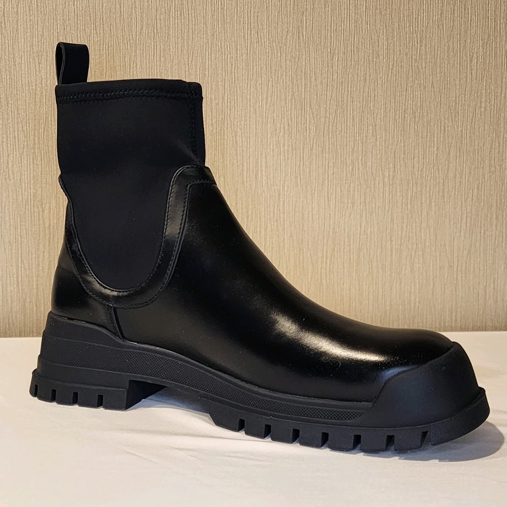 ZARA WATERPROOF POOL-ON ANKLE BOOTS WITH TRACK SOLE - EU sz 39 Black - Picture 3 of 7